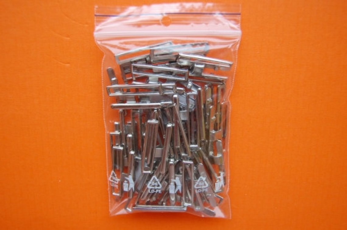 Zapínání kovové 1386 šíře 25mm