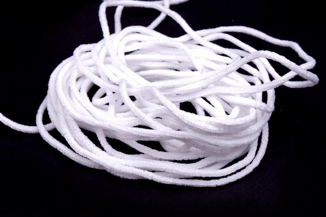 Kulatá pruženka dutinová šíře 3mm 1kg=cca 850m