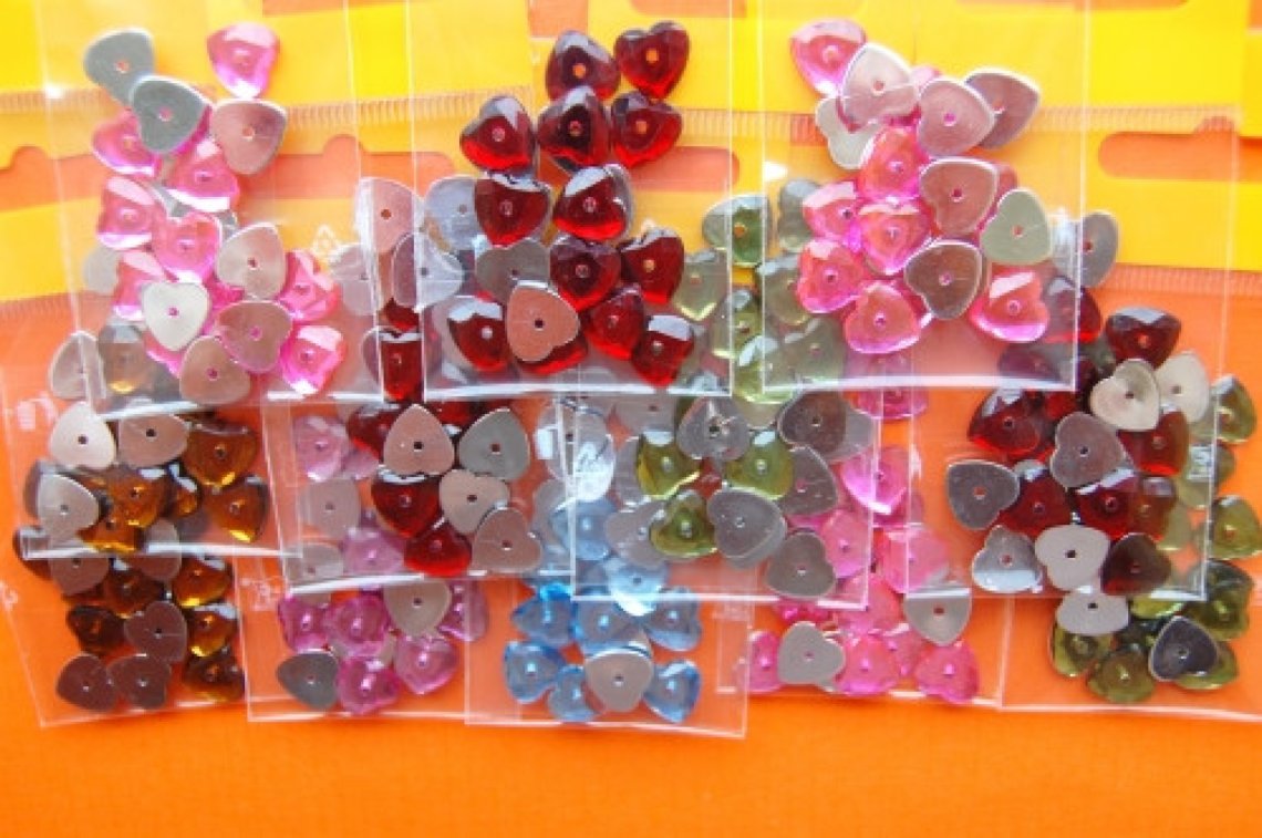 Našívací ozdoba 367 vel.10mm balení 2g