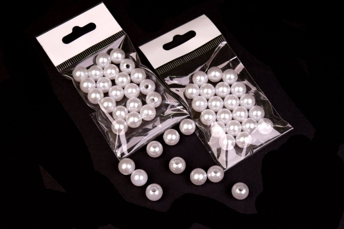 Korálky plastové PERL 10g vel.10mm
