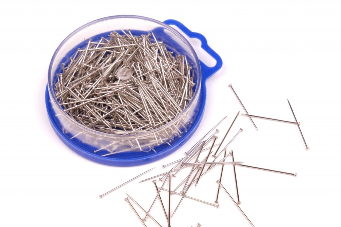 Špendlík 30g  PH krabička délka 28mm