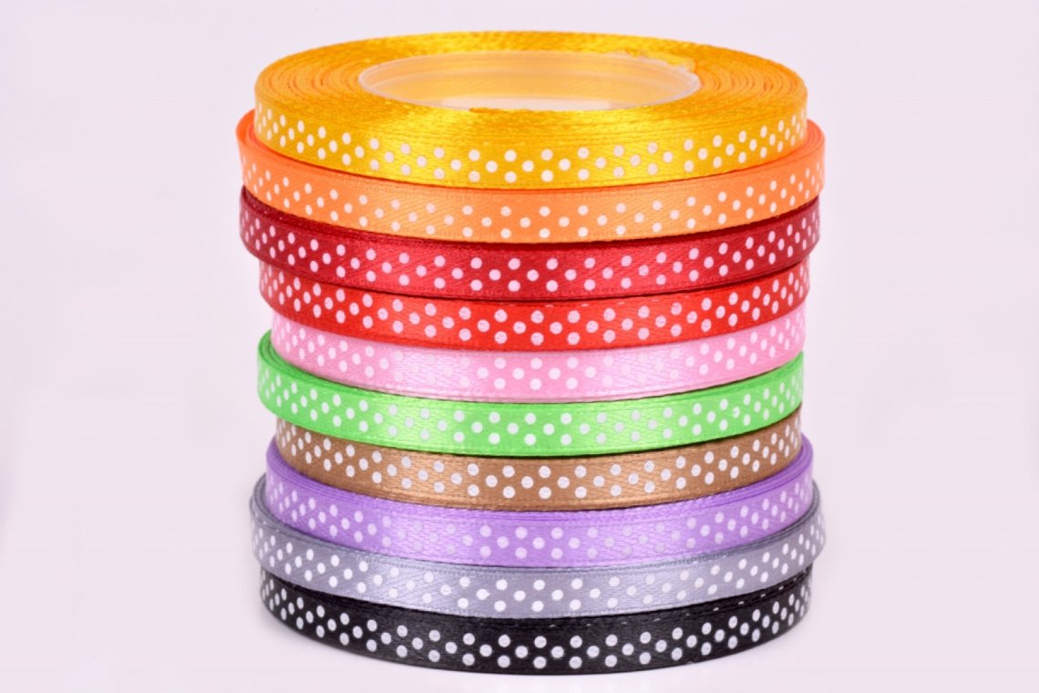 Stuha atlasová puntík šíře 6mm MIX