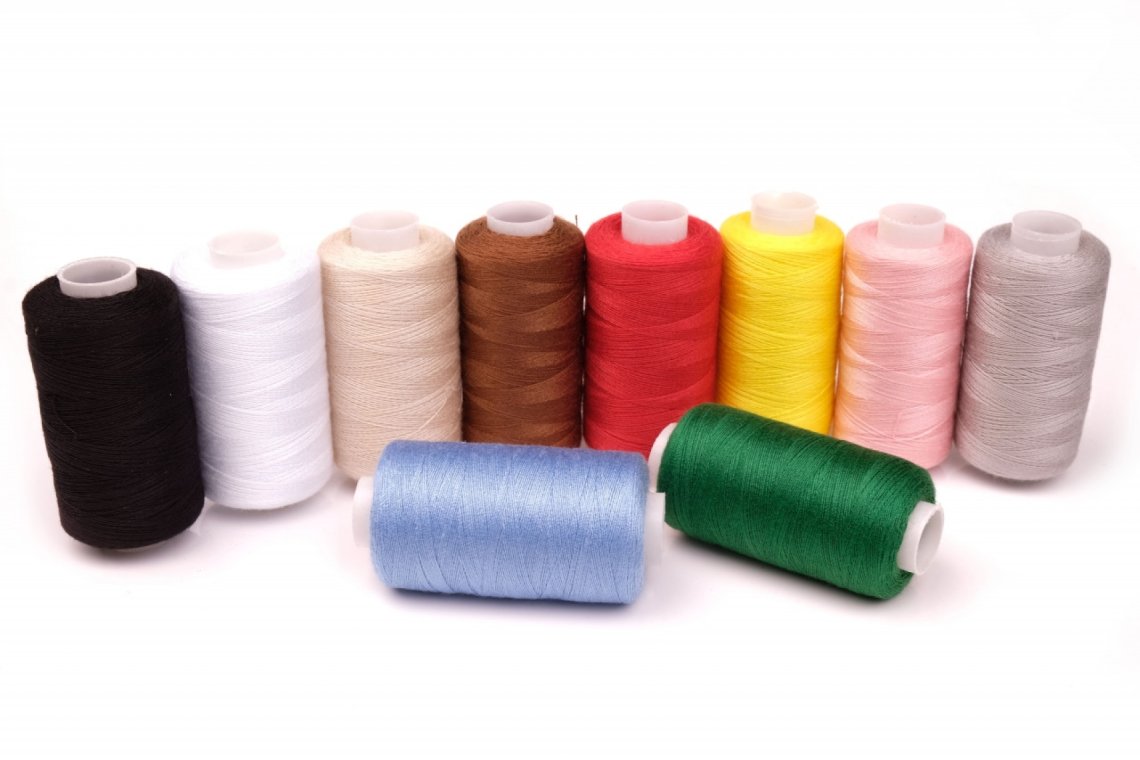 Nitě polyesterové PES 40/2 1000y